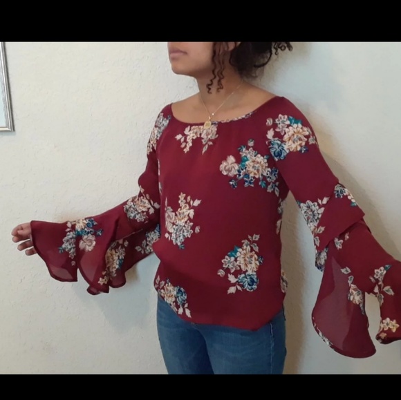 Bundle of Blouses - Picture 2 of 6